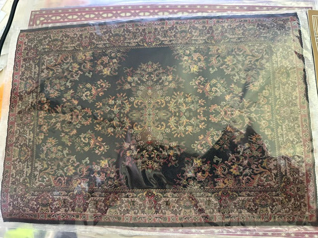 7.75x12 inch woven carpet/rug