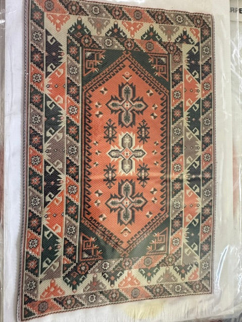Woven carpet (approx 4 inches x7 inches)