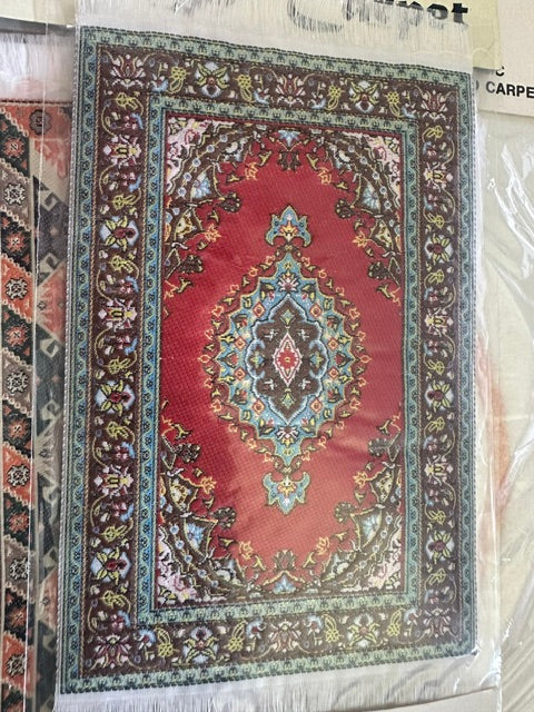 Woven carpet/rug (6.5x3.75 inches)