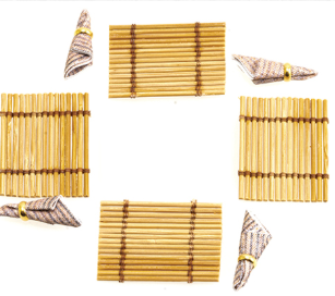 Bamboo placemats and napkins for 4