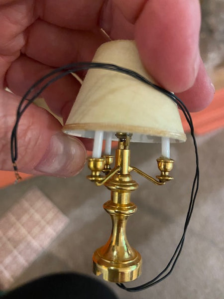 Handcrafted working lamp