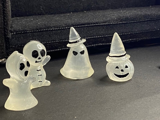 Glow in the dark ghosts-set of 4