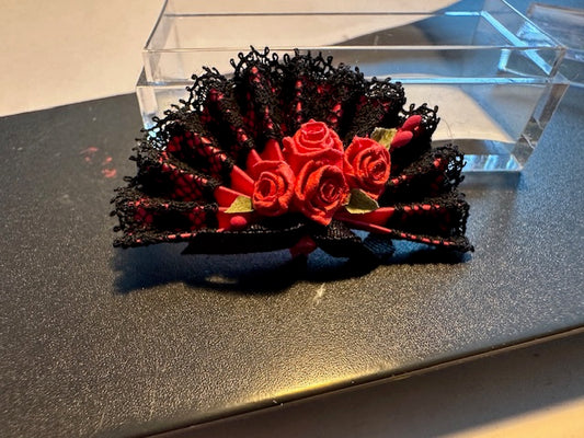 Nancy Manders fan handcrafted (series g-1)