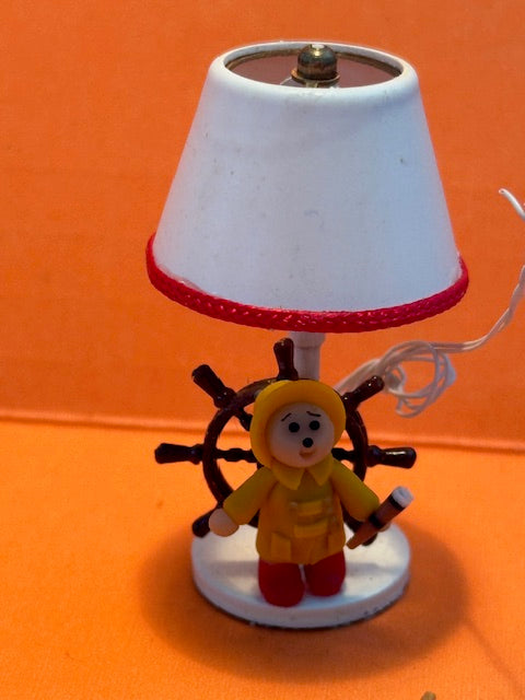 Handcrafted working lamp