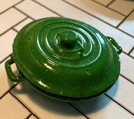 Braiser pot (Barbie scale-1:6)
