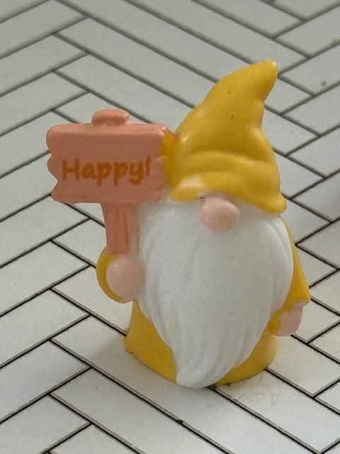 Assorted gnomes