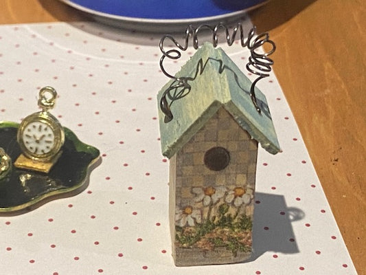 Robin Betterley birdhouse