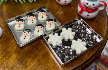 Winter snowman holiday decor