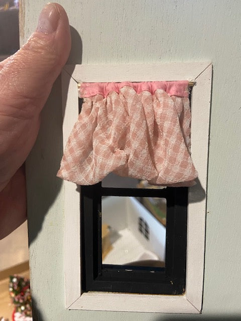 Melody Jane Dollhouse Country Balloon White Curtains – 1:12 Scale Miniature Window Accessory