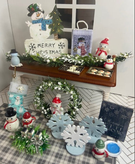 Winter snowman holiday decor