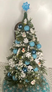 Winter snowman holiday decor