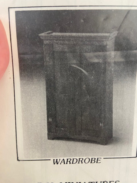 BH Miniatures Country Collection wardrobe kit