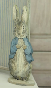 Peter Rabbit Standee Kit