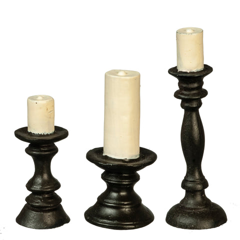 Set of 3 modern candlesticks