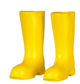 Yellow rubber boots/wellies