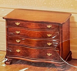 Chippendale serpentine Chest kit from House of Miniatures