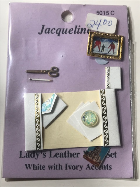 Assorted Jacqueline's fancy desk set