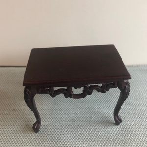 Assorted Bespaq end tables