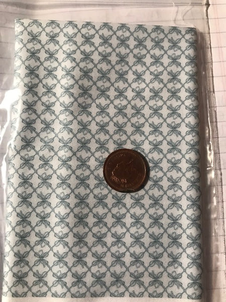 Fabric cotton patterned 9.5 x 17.375 inches