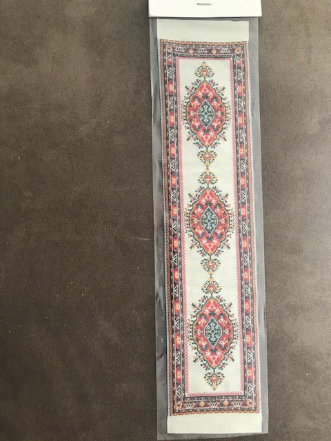 Woven carpet runner