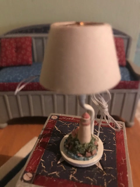 Lighthouse lamp electrified