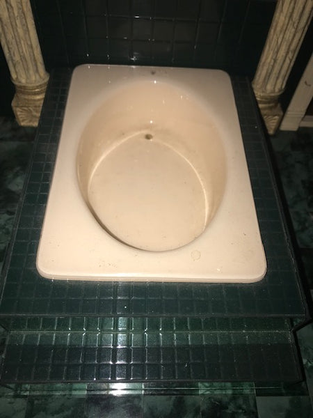 Paint it Yourself Tub and sink enclosure Kit