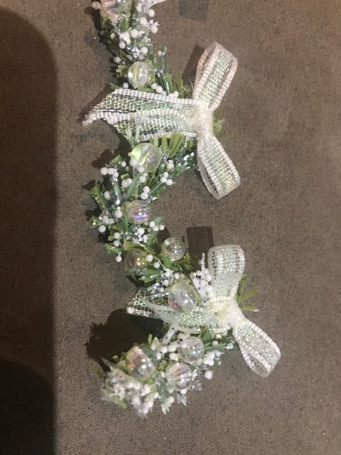 Assorted garland