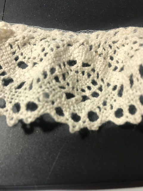 Lace beige-price per yard