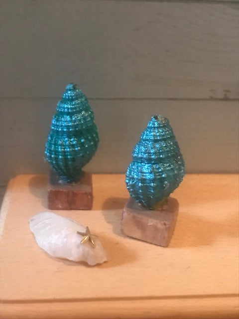 Pair of Shell ornaments