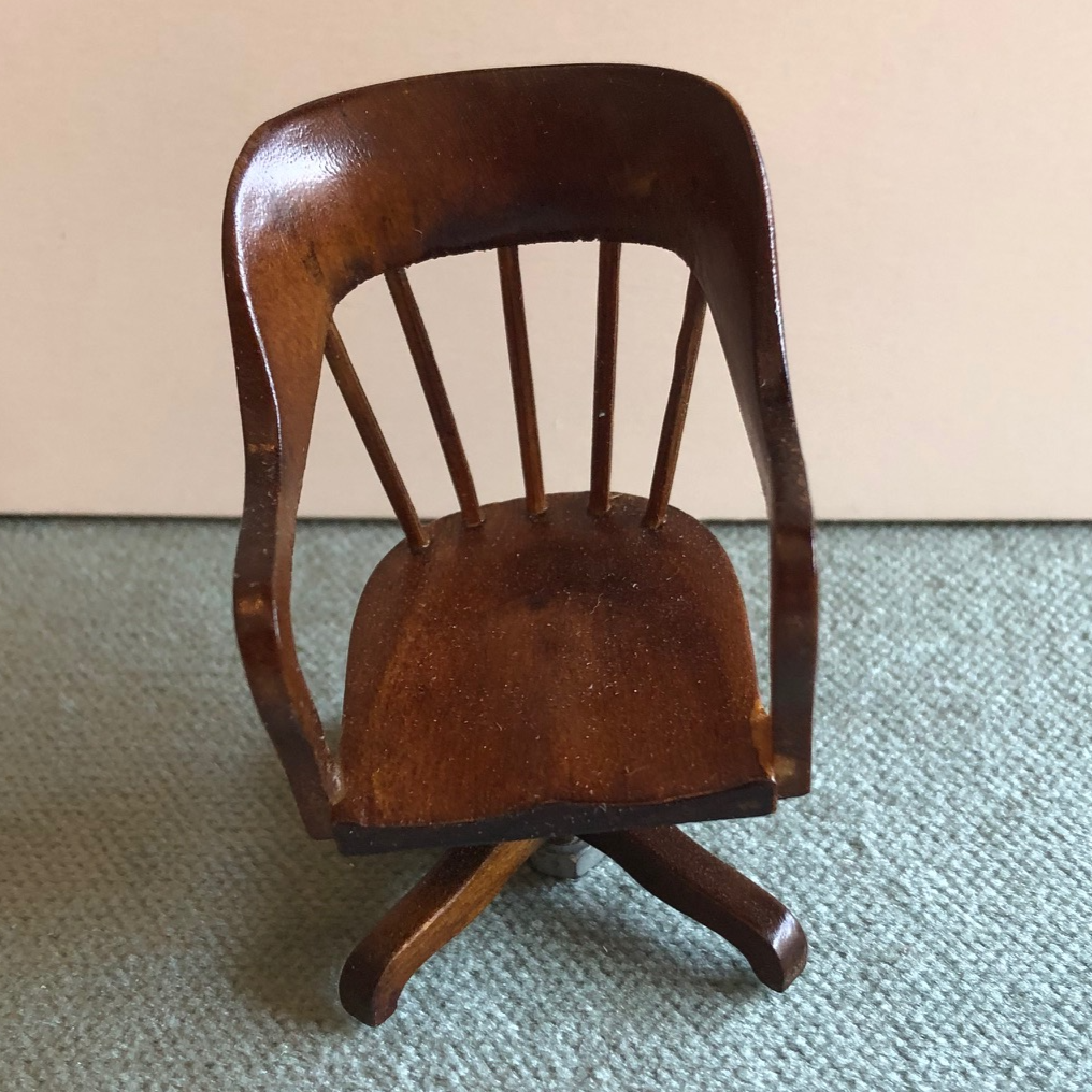 Assorted Desk Chairs