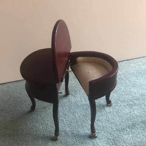 Bespaq unique Chair